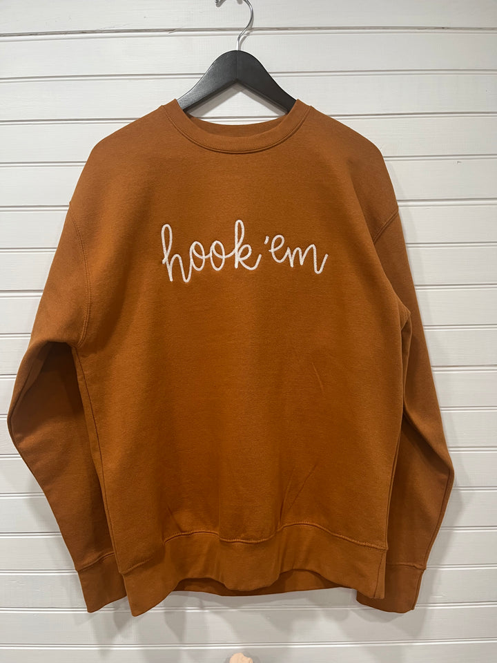 Orange hook'em Sweatshirt